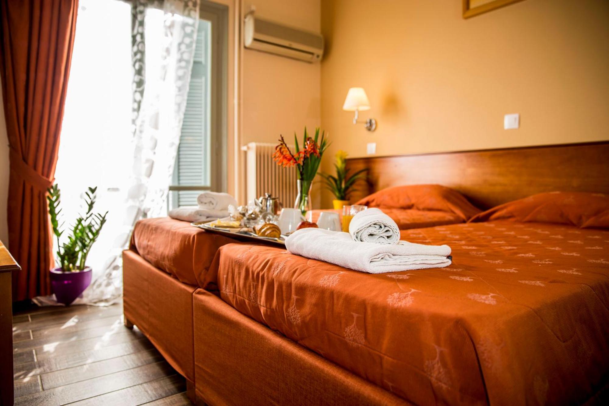 Togias Hotel Aegina ภายนอก รูปภาพ
